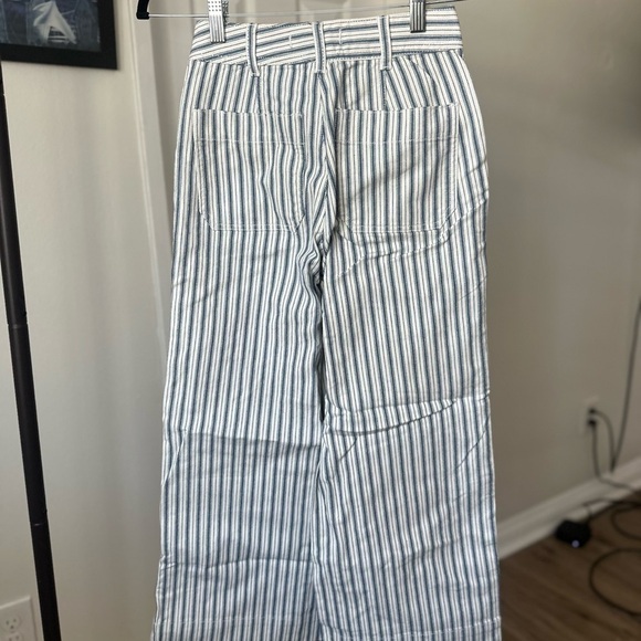 Emmett Wide-Leg Crop Pants in Stripe: Button-Front Edition - Picture 2 of 6